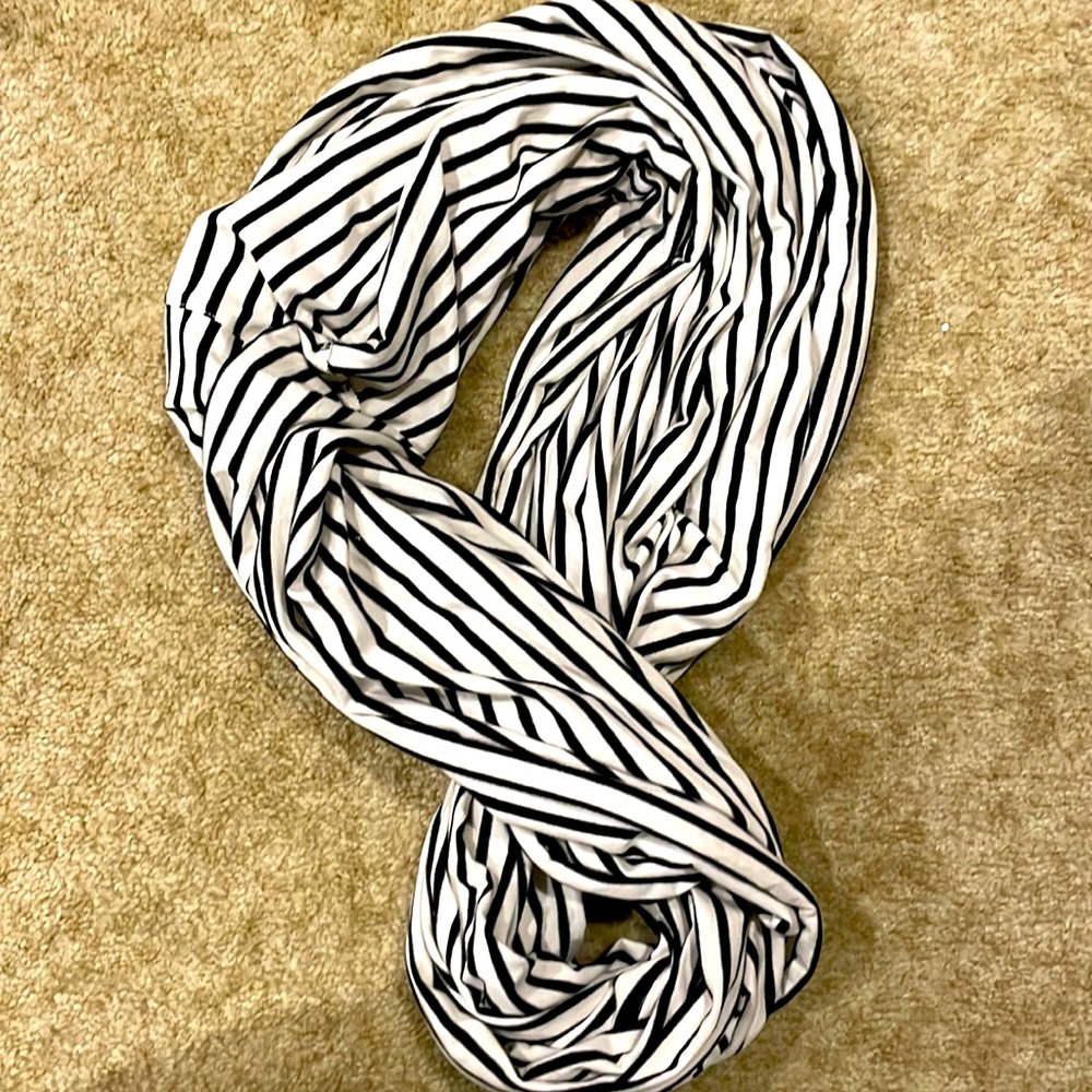Large Loop Infinity Scarf